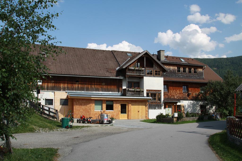 Ferienwohnung Biohof Sauschneider Sankt Margarethen im Lungau Exterior foto