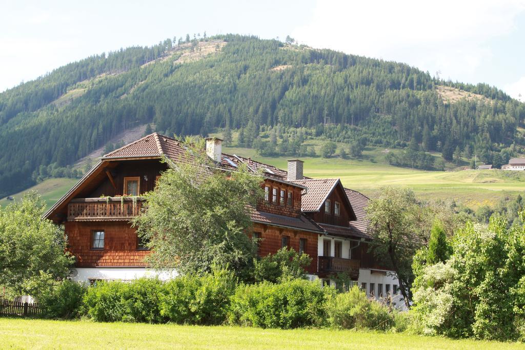 Ferienwohnung Biohof Sauschneider Sankt Margarethen im Lungau Exterior foto